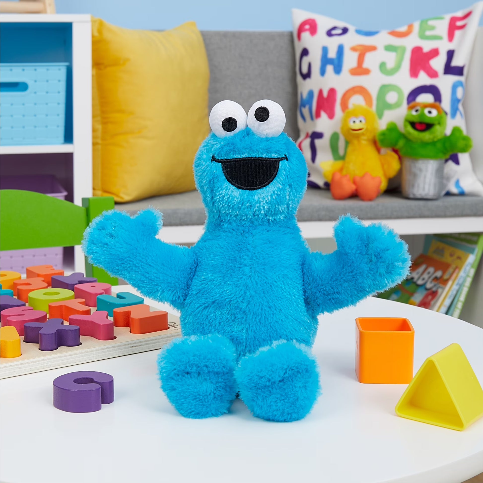 Sustainable 8-Inch Cookie Monster Plush Toy for Babies and Toddlers - Perfect Gift!
